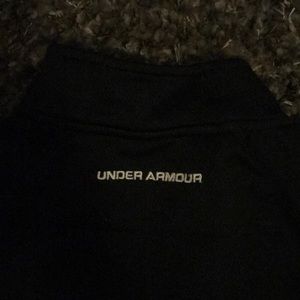 Under Armour sweatshirt